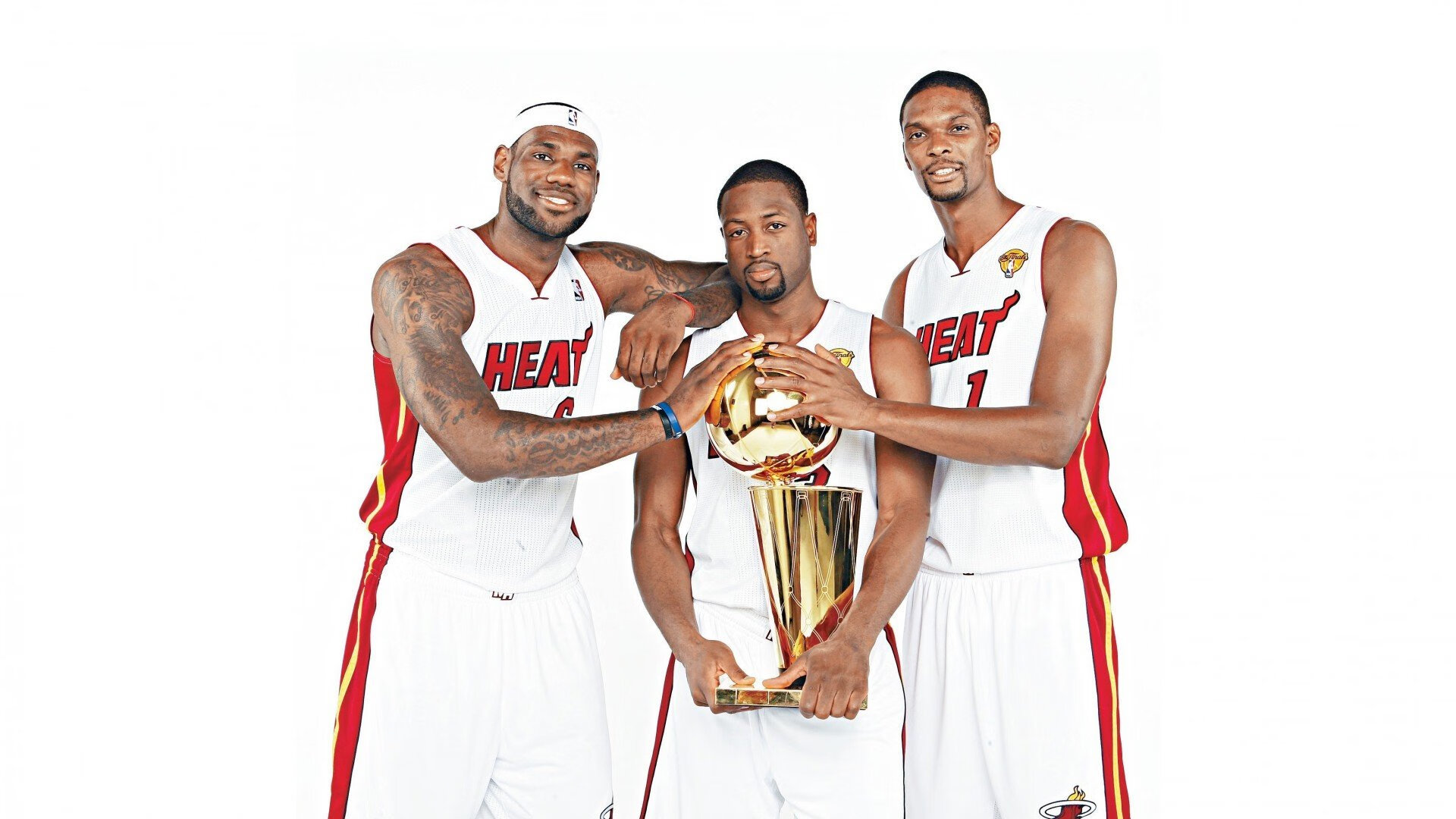 福克斯末节接管比赛，NBA季后赛之夜的孤胆英雄